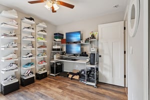 Kealan Cir-L1302-028.jpg