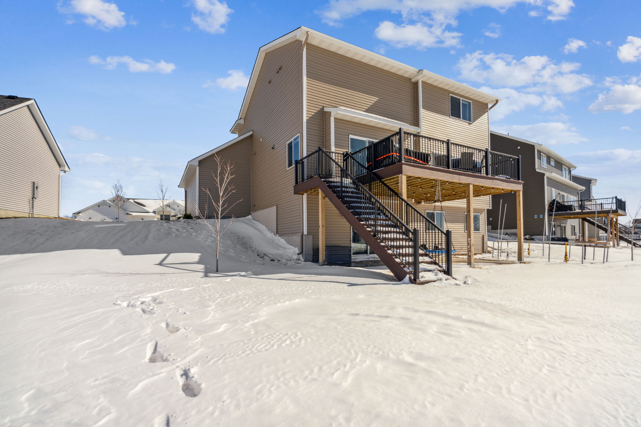 53_Exterior