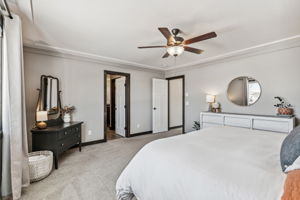 32_Interior