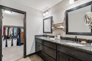 33_Interior