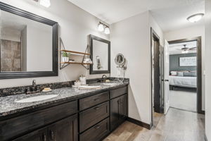 34_Interior