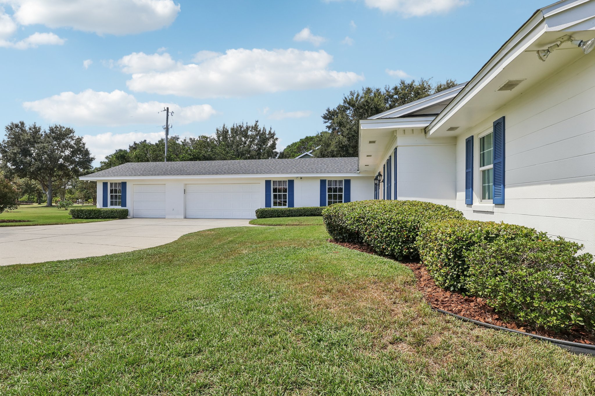 E Shirley Shores Rd-S2709-005.jpg