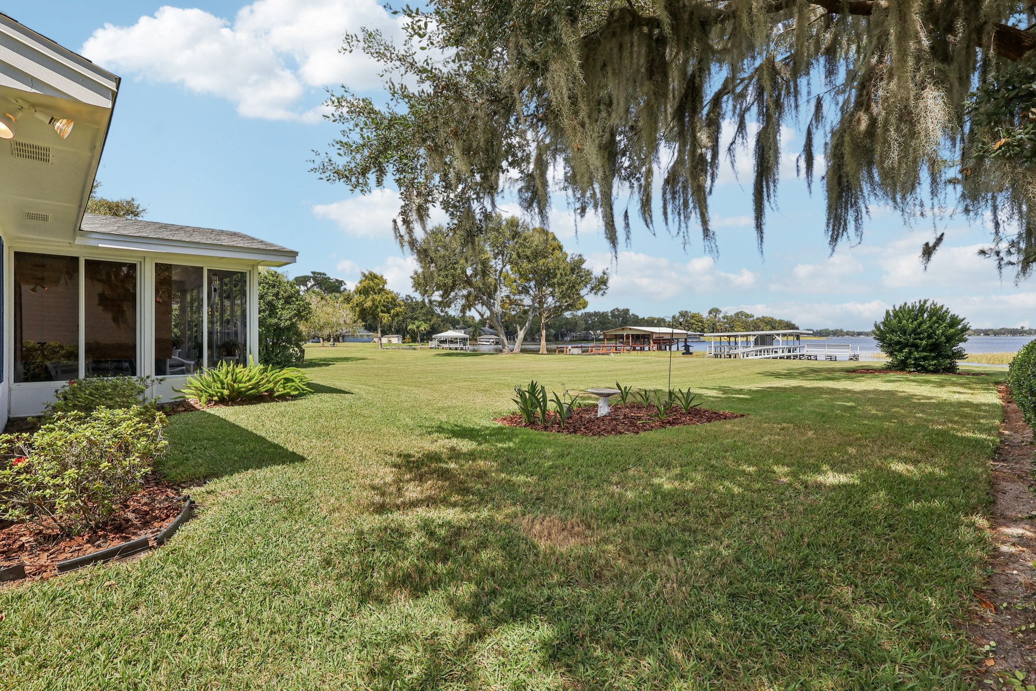 E Shirley Shores Rd-S2709-039.jpg