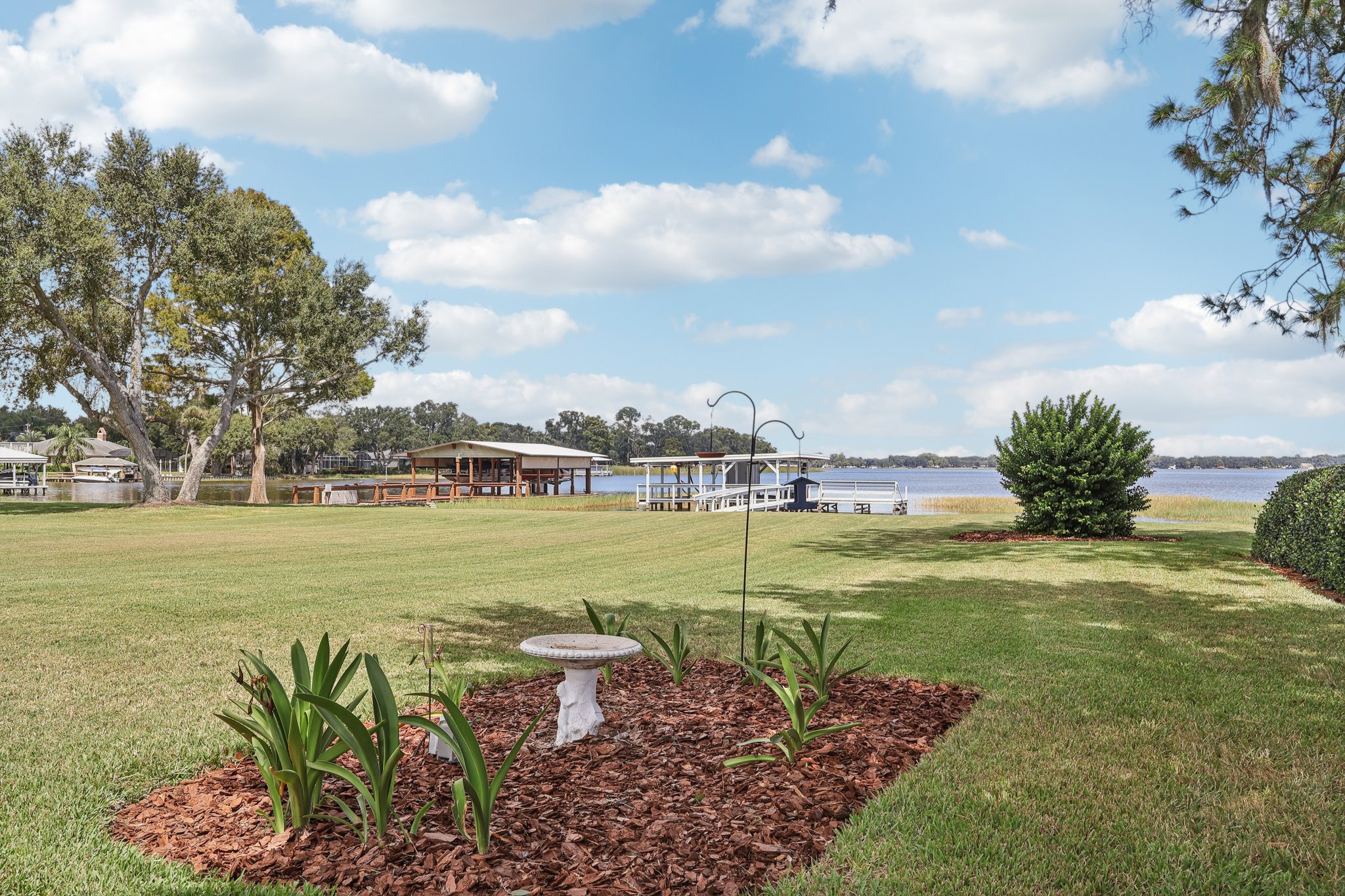 E Shirley Shores Rd-S2709-040.jpg