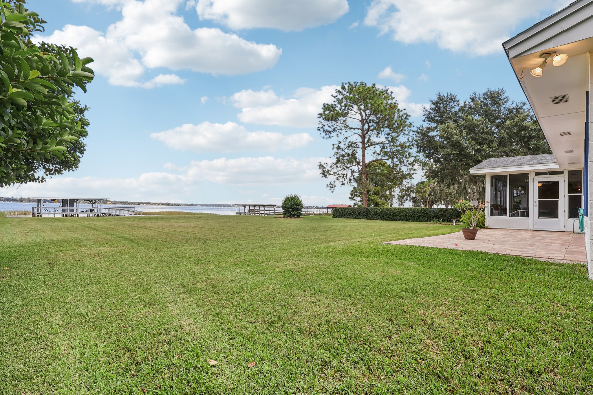 E Shirley Shores Rd-S2709-045.jpg