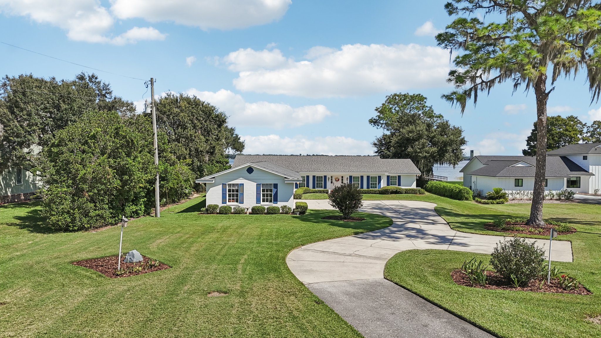 E Shirley Shores Rd-S2709-046.jpg