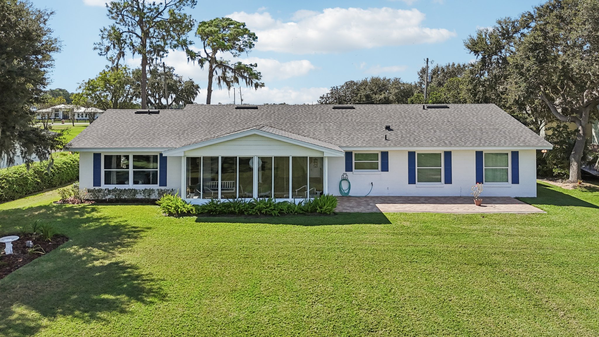E Shirley Shores Rd-S2709-060.jpg