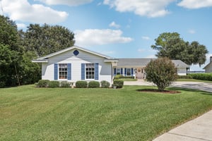 E Shirley Shores Rd-S2709-001.jpg