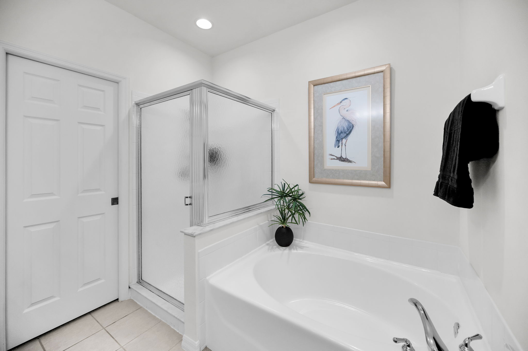 First Floor Primary Bathroom1b