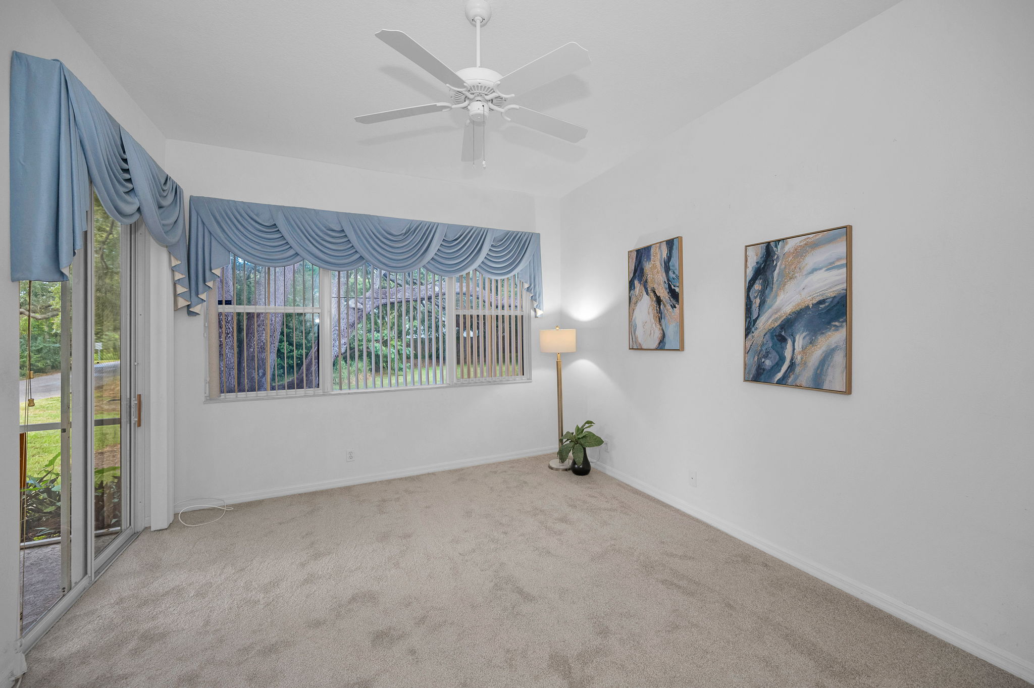 First Floor Primary Bedroom10a