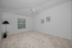 Upper Level Bedroom11a