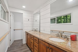 N Willow Ln-S0807-016.jpg