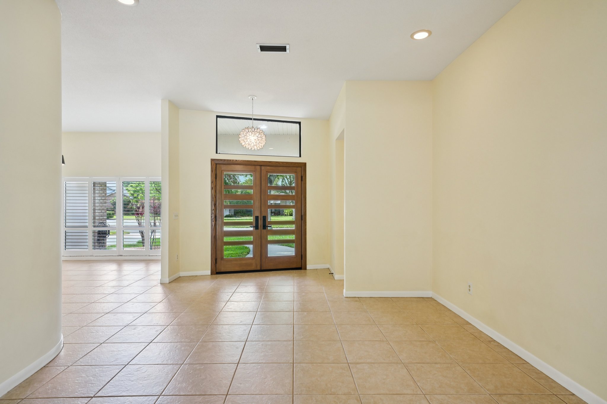 Palace Ct-S0904-005.jpg