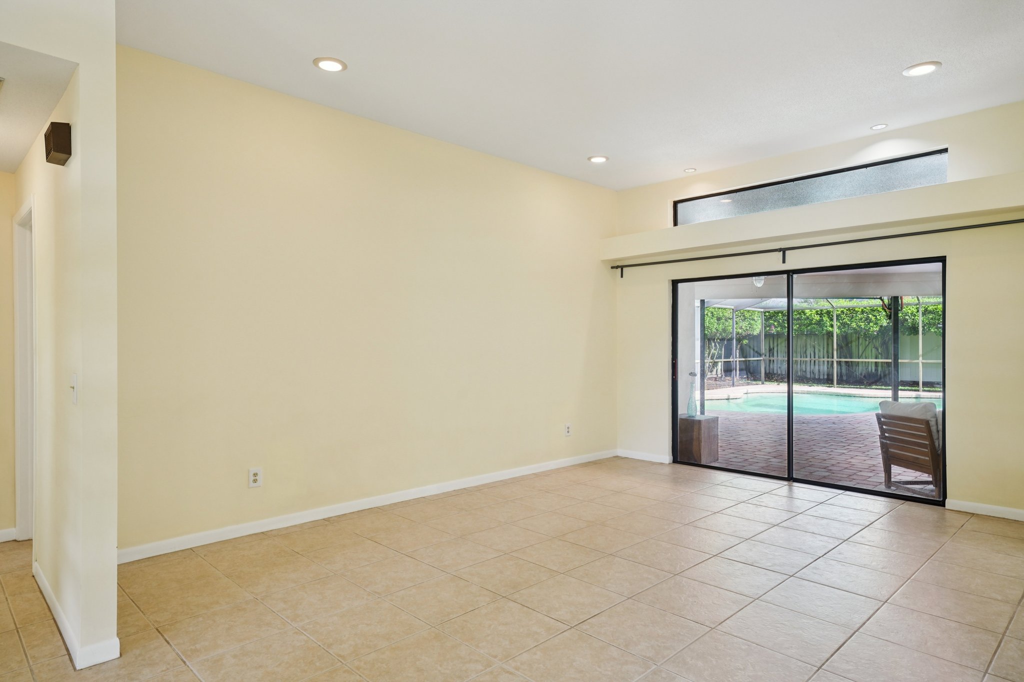 Palace Ct-S0904-039.jpg