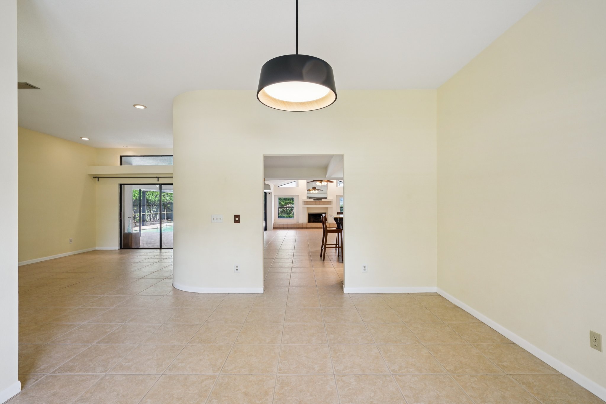 Palace Ct-S0904-045.jpg