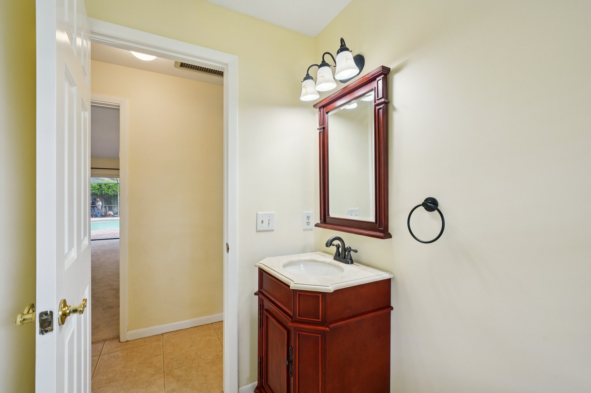 Palace Ct-S0904-063.jpg