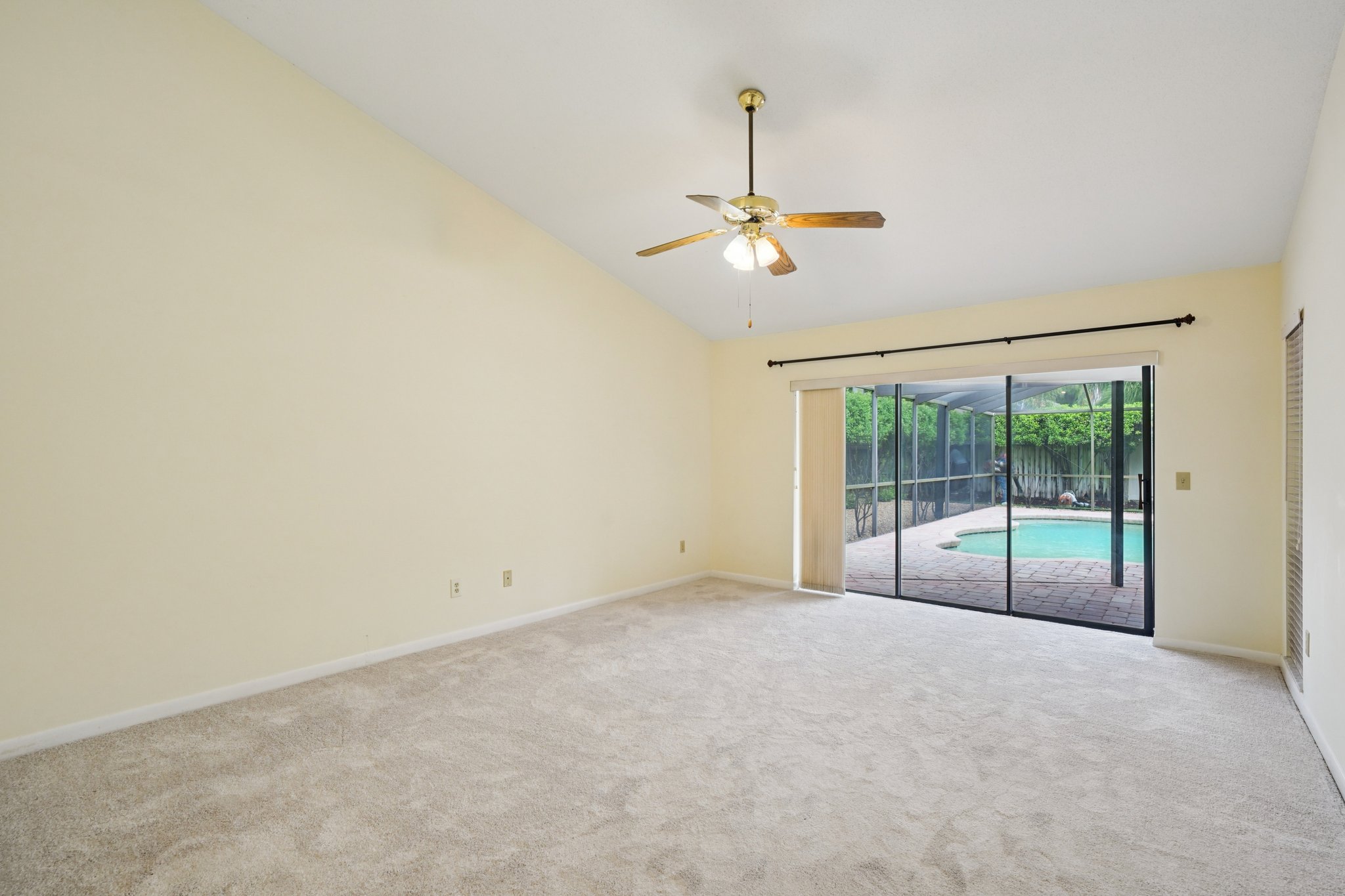 Palace Ct-S0904-064.jpg