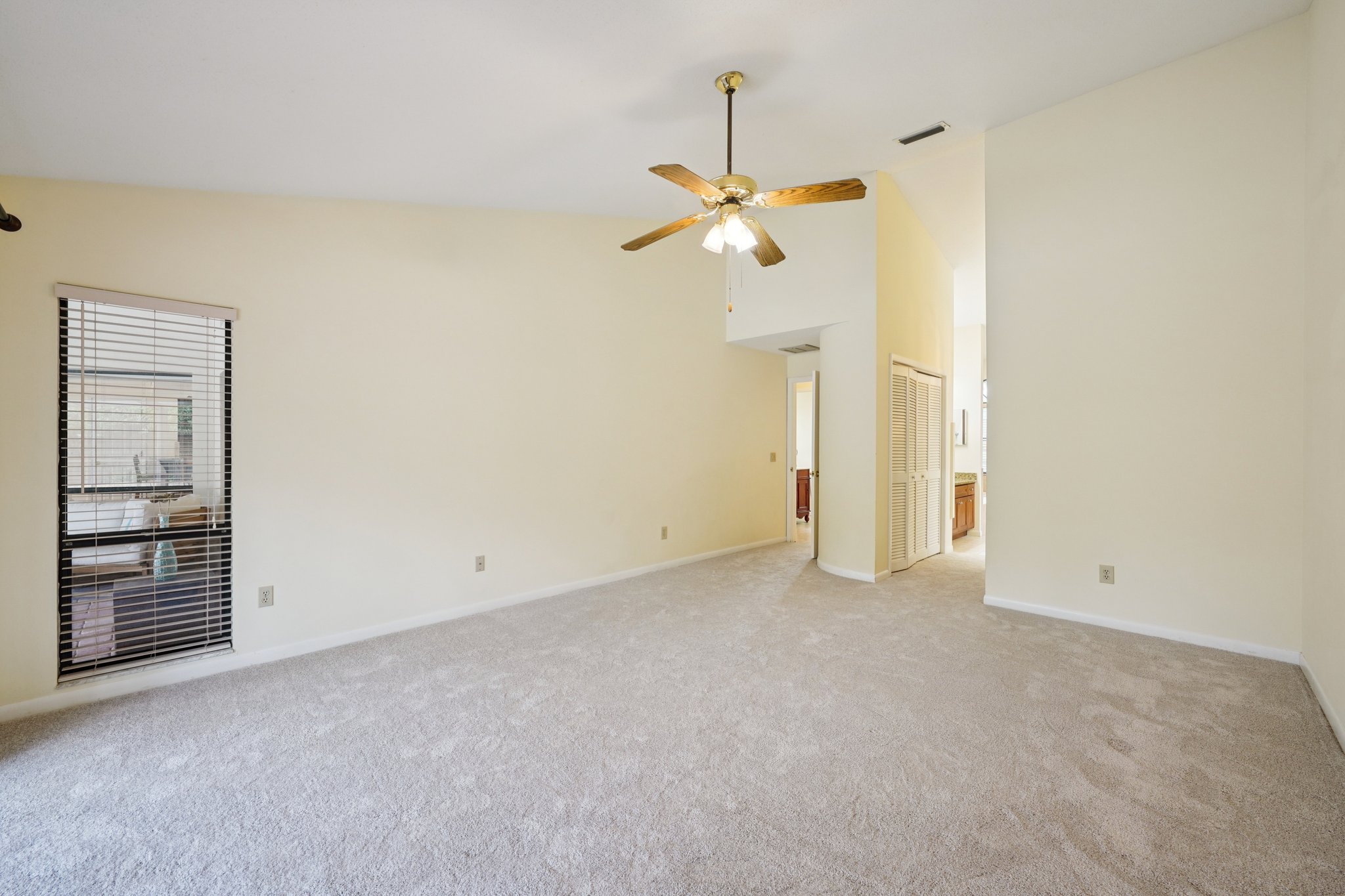 Palace Ct-S0904-067.jpg