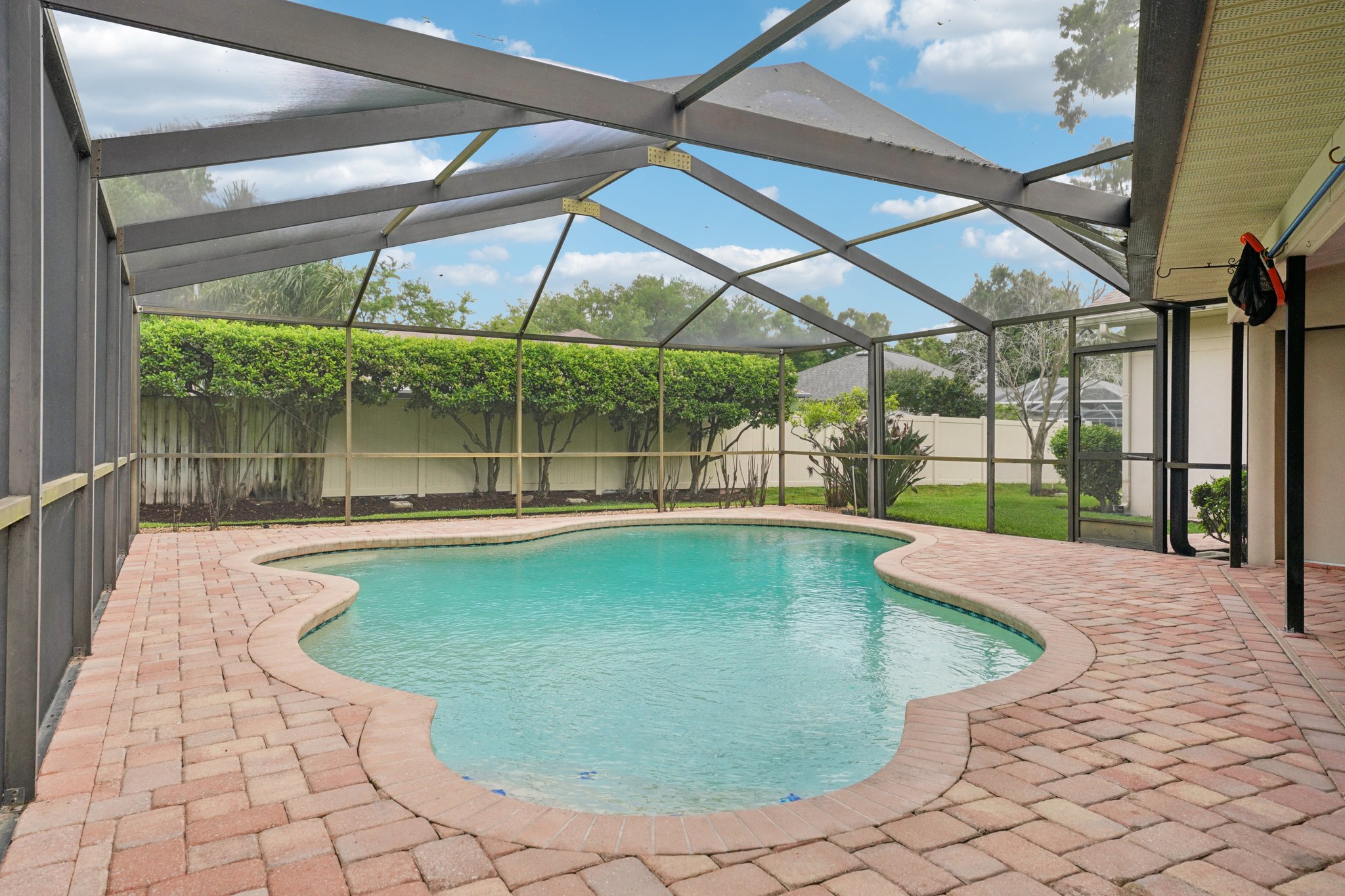 Palace Ct-S0904-077.jpg