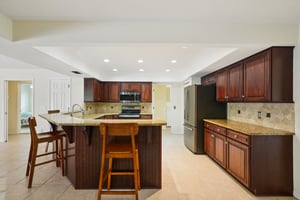 Palace Ct-S0904-020.jpg