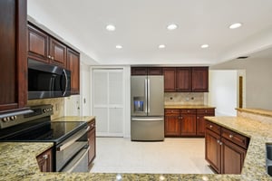 Palace Ct-S0904-036.jpg