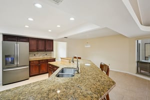 Palace Ct-S0904-037.jpg