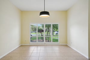 Palace Ct-S0904-042.jpg