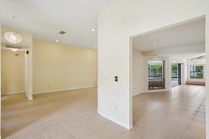 Palace Ct-S0904-046.jpg