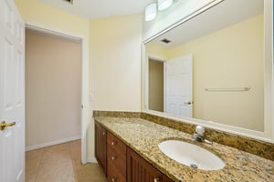 Palace Ct-S0904-059.jpg