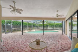 Palace Ct-S0904-076.jpg