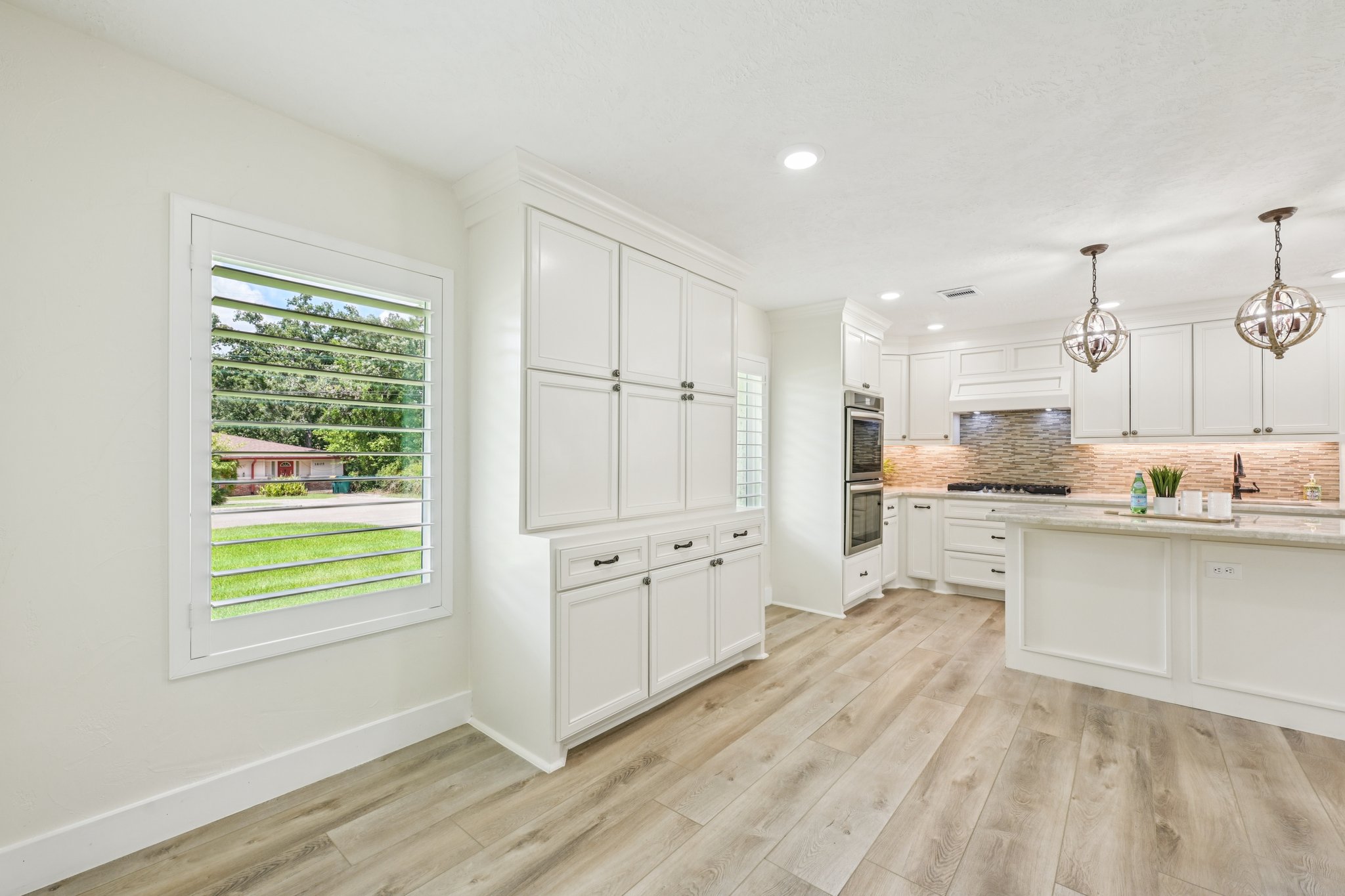Shady Oaks Dr-S2408-023.jpg