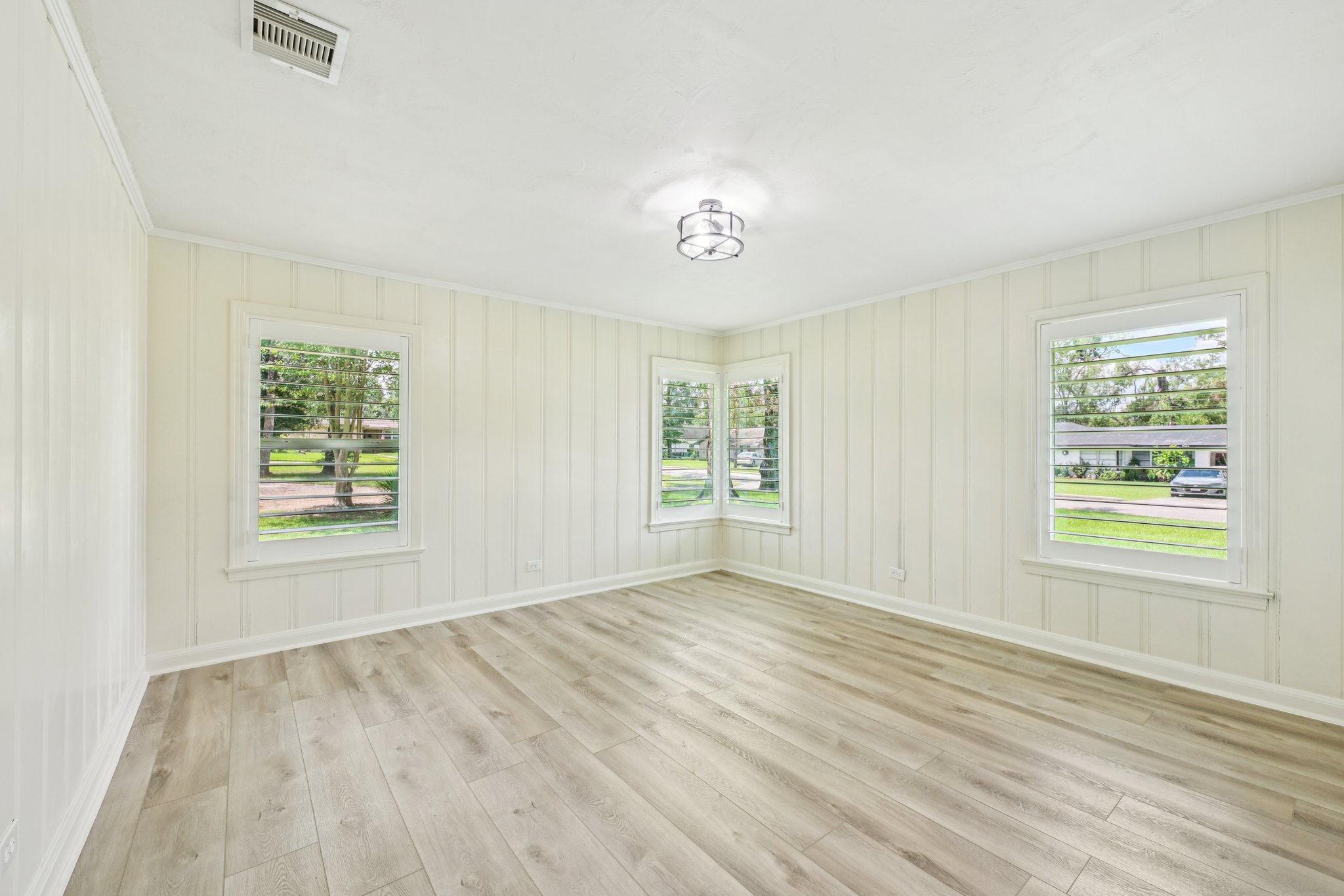 Shady Oaks Dr-S2408-030.jpg