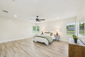 Shady Oaks Dr-S2408-034.jpg