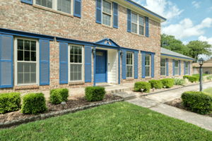 Front Entry Detail