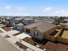 003_F8_AERIAL_16047 Pirates Cv Ln