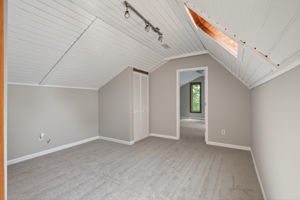 Photo 36