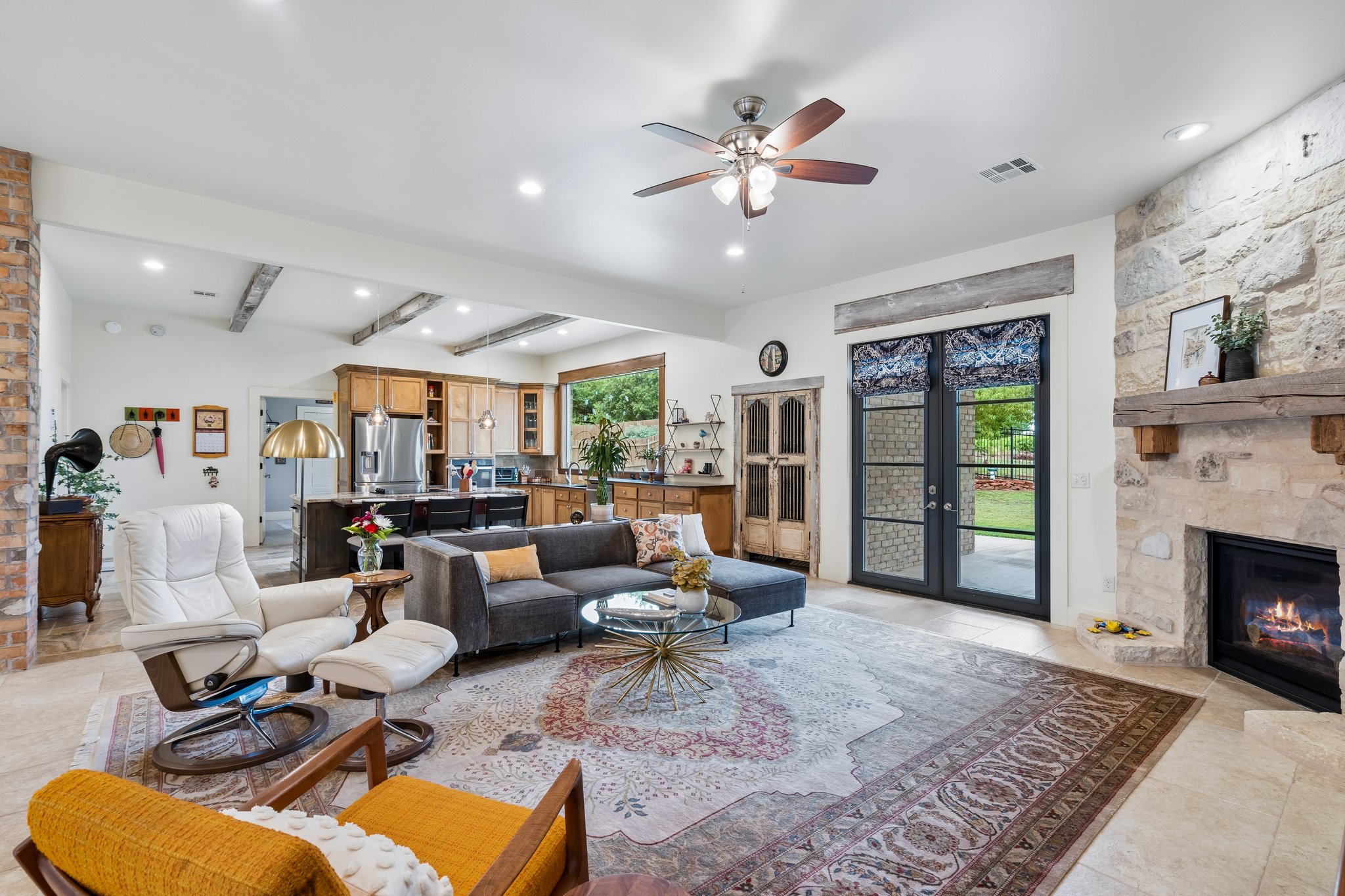 1605 NW 199th St_009.jpg