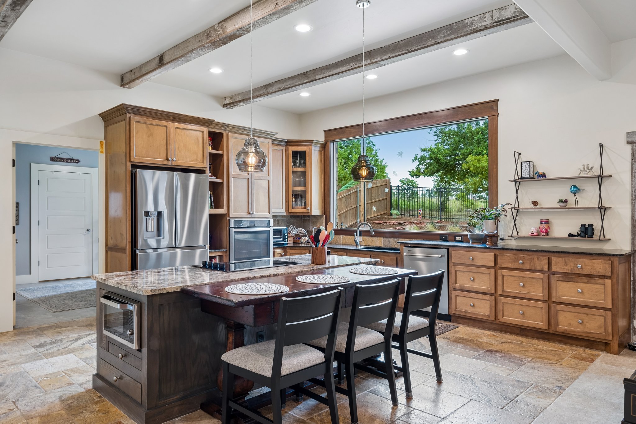 1605 NW 199th St_014.jpg