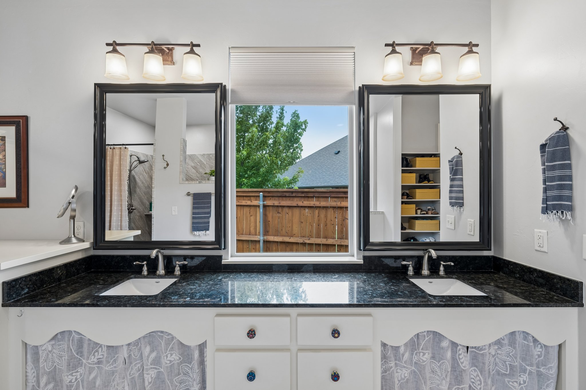 1605 NW 199th St_034.jpg