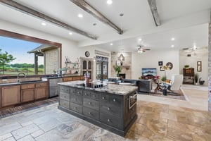 1605 NW 199th St_016.jpg