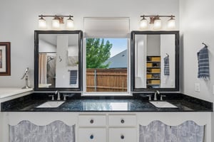 1605 NW 199th St_034.jpg