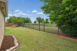 1605 NW 199th St_048.jpg