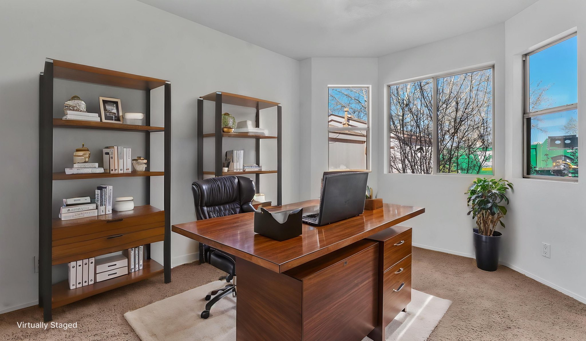 DSC01741 virtually staged.jpeg