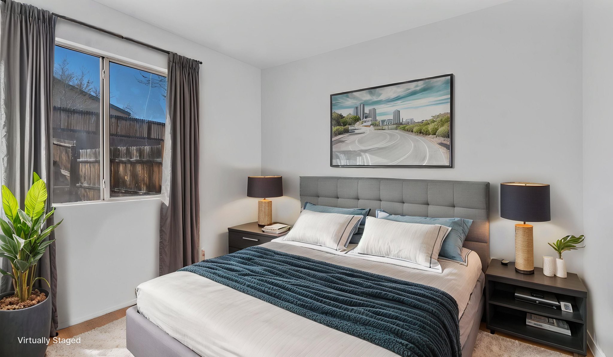 DSC01762 virtually staged.jpeg