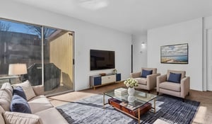 DSC01738 virtually staged.jpeg