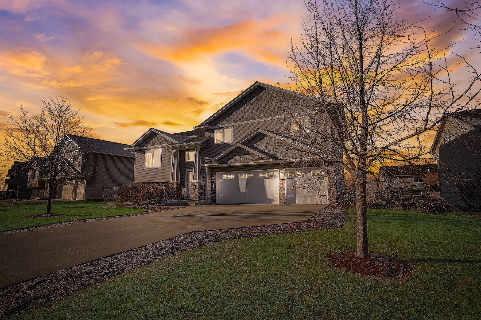 Pinecone Ln - VT-003