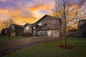 Pinecone Ln - VT-003