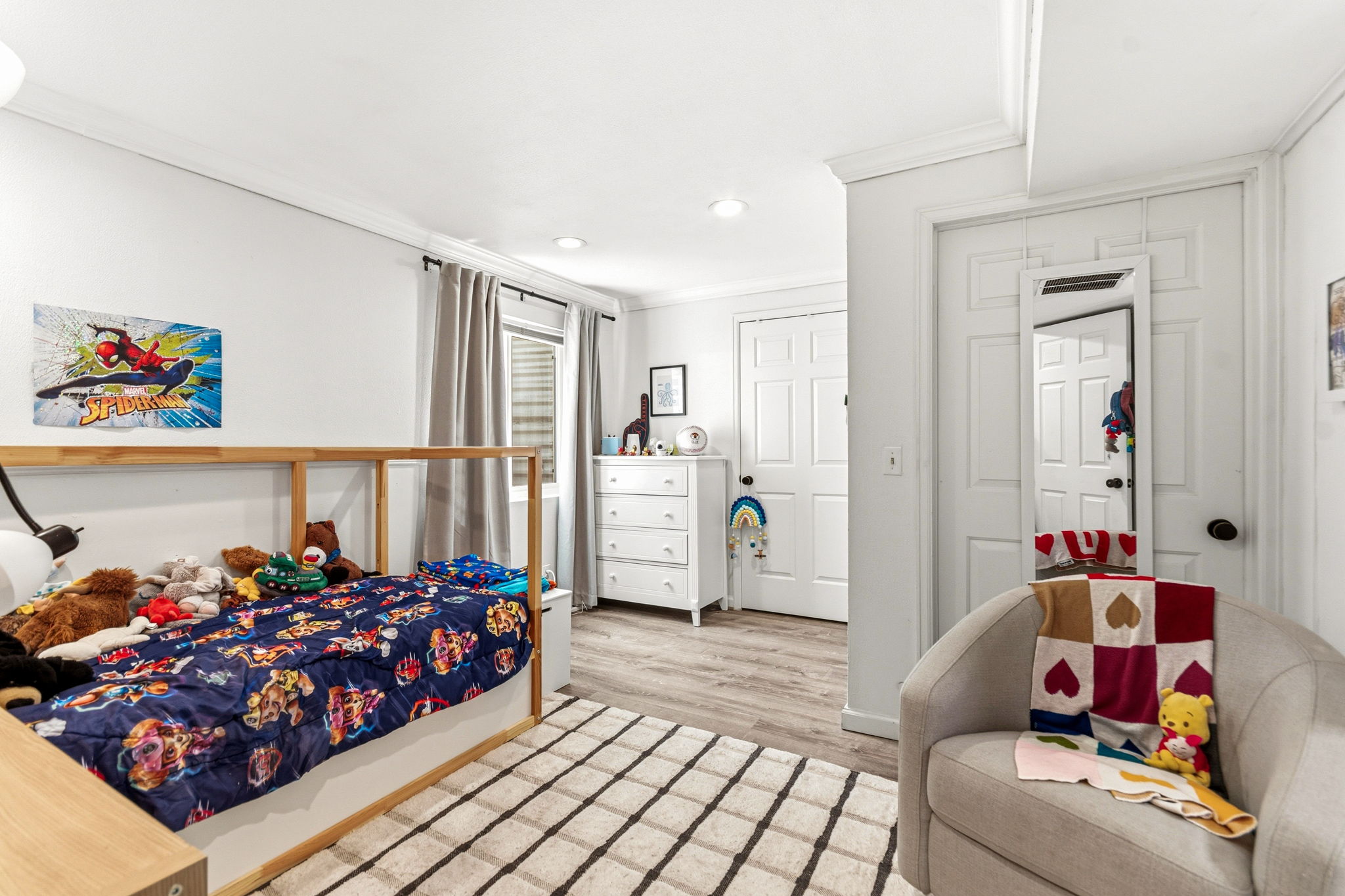  Photo 30