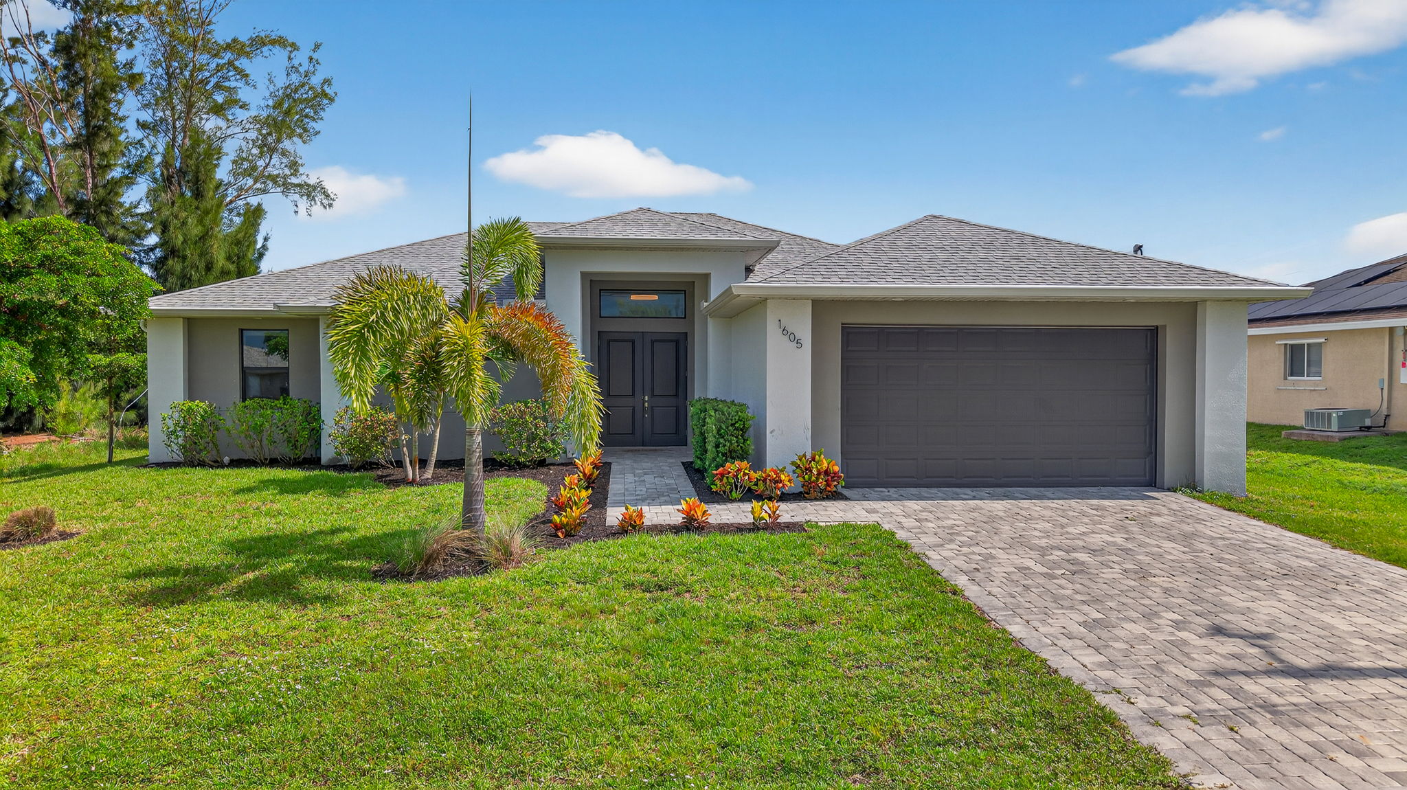 Aerial Front Extrerior 2