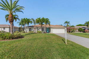 1605 Tredegar Dr, Fort Myers, FL 33919, USA Photo 1
